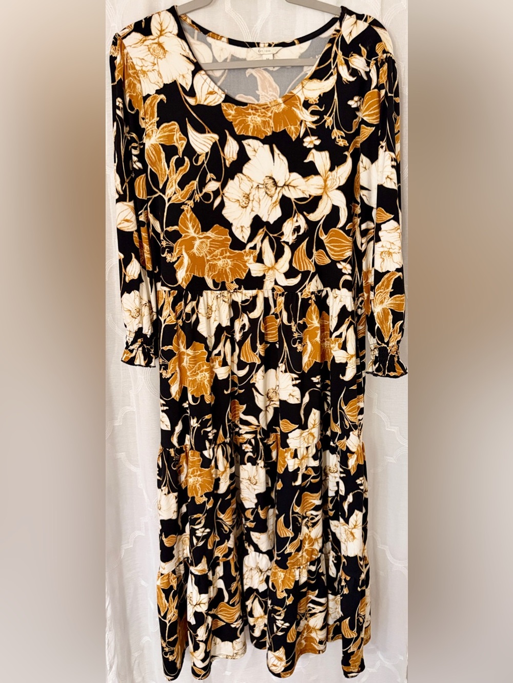 EST. 1946 Floral Tiered Navy and Black Midi Dress | Size Medium - Picture 7 of 13
